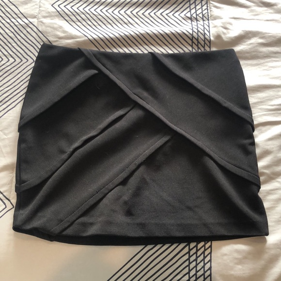 Wet Seal Black Skirt - Picture 3 of 4